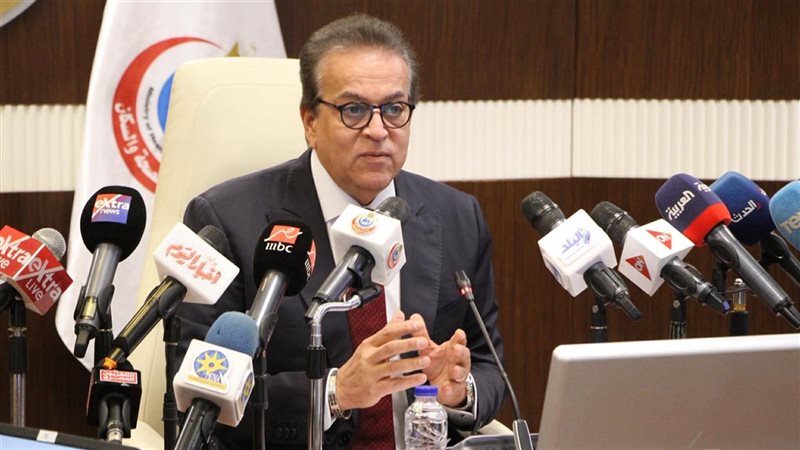صلوا عليها وحملوها للمقابر.. “استنوا متدفنوهاش”.. مفتشة الصحة تصرخ قبل دفن “سيدة كفر المنصورة”