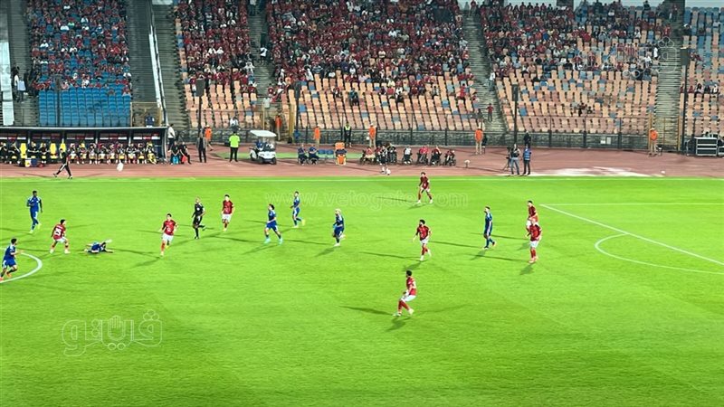 الأهلي وسموحة يتعادلان سلبيًا في الشوط الأول بالدوري الممتاز (صور)