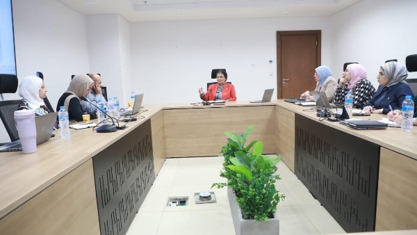 نائب وزير الصحة يتابع تطوير خدمات الرعاية الصحية ودعم صحة الام والطفل مع ممثلي منظمة الصحة العالمية
