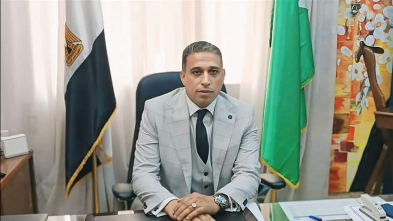 القصة الكاملة لأزمة مدير مدرسة خالد بن الوليد ومديرة شمال الجيزة التعليمية