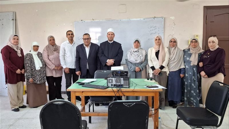 رئيس منطقة الإسكندرية الأزهرية يتابع فعاليات البرنامج التدريبي لمكافحة الفساد ببيت شباب الأزهر بسموحه