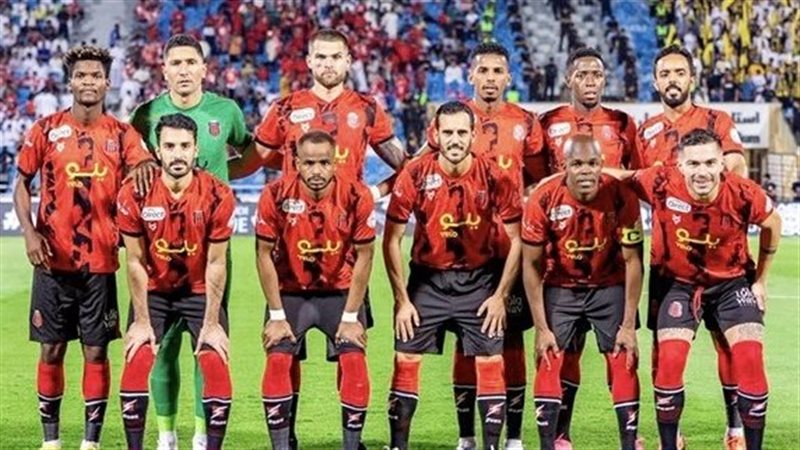 الدوري السعودي، التشكيل الرسمي لمباراة الرياض والخلود وموقف تريزيجيه