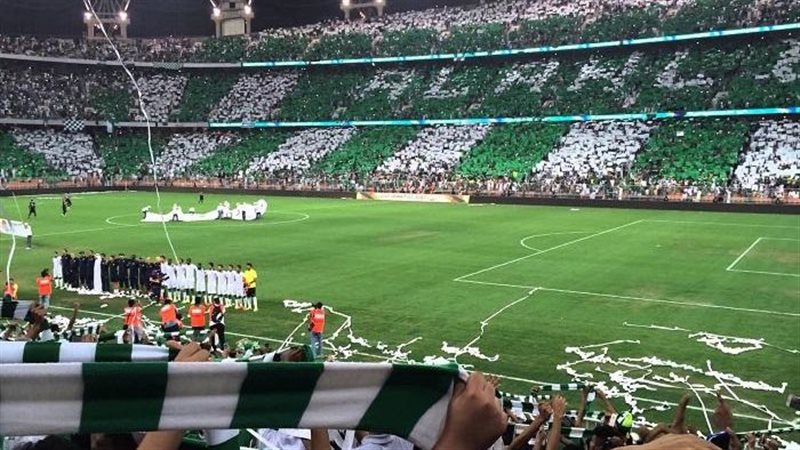 حماس وهتافات جماهير أهلي جدة وصنداونز قبل مواجهة اليوم بكأس إنتركونتيننتال (فيديو)
