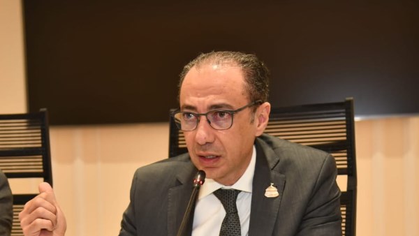 رئيس “صحة النواب” يكشف تفاصيل مشروع تدريبي موحد لتخريج “طبيب آمن للمجتمع”