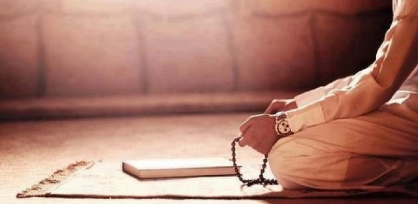 هل ثواب قراءة القرآن في الصلاة 10 أضعاف تلاوته خارجها؟.. الإفتاء توضح
