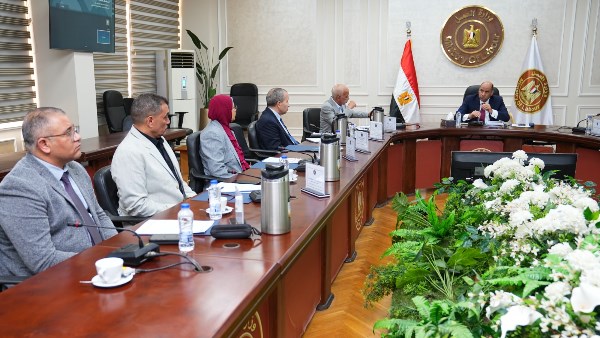 وزير العمل: توسيع التعاون الدولي وتطوير التدريب لتعزيز السلامة المهنية