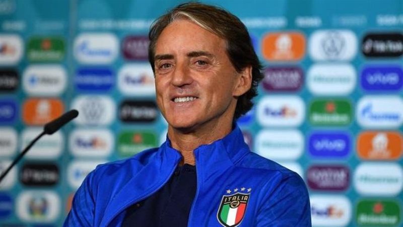 بعد صدمة بلجيكا، مانشيني يستبعد 10 لاعبين من قائمة منتخب إيطاليا