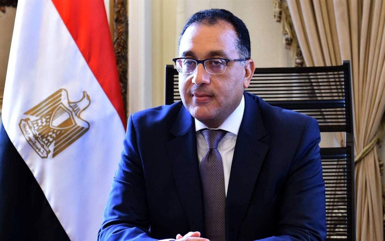 بعد توجيهات الحكومة.. تعرف على عقوبة قطع الأشجار في مصر