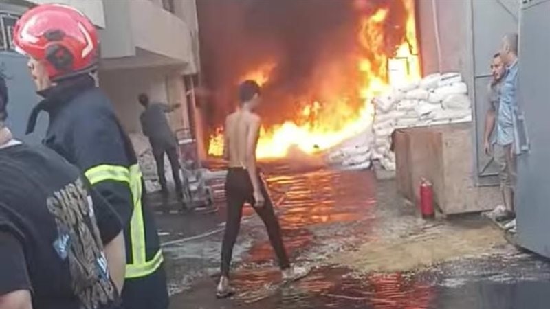 إصابات بين العاملين في حريق مصنع بلاستيك بالإسكندرية