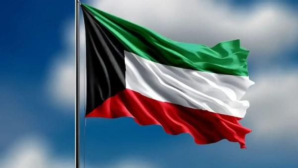 عمال مصر يدين الاعتداءات الإيرانية على الكويت ويتضامن مع الحركة النقابية بالبلاد