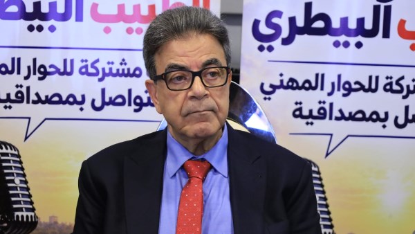 صوت الطبيب البيطري يصل القاهرة والجيزة.. النقيب يستمع للأعضاء ويستعرض رؤيته للتطوير