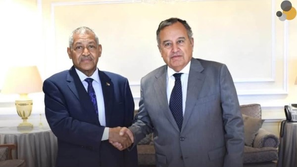 مندوب السودان يلتقي الأمين العام للجامعة العربية في ختام فترة عمله