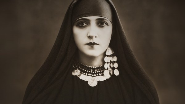 للمرة الأولى.. مهرجان القاهرة السينمائي الدولي يطلق ملتقى من الكتاب إلى الشاشة