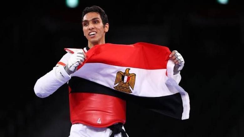 سيف عيسى يكتب التاريخ ويتوج بذهبية الجائزة الكبرى للتايكوندو موچو بكوريا الجنوبية