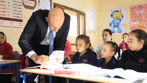 “من الطابور لجرس المرواح”|إعلان مواعيد اليوم الدراسي في المدارس استعدادا لبدء الدراسة