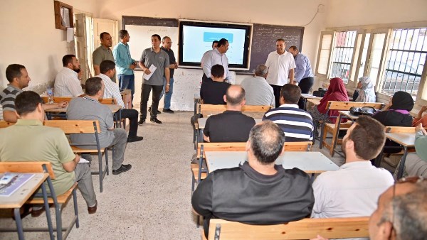 التعليم تواصل تدريبات معلمي 2 بكالوريا بالمحافظات
