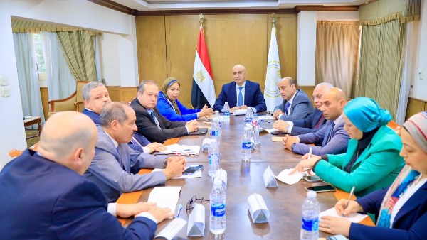 عبد اللطيف: استراتيجية تطوير التعليم يجب ألا ترتبط بشخص المسئول