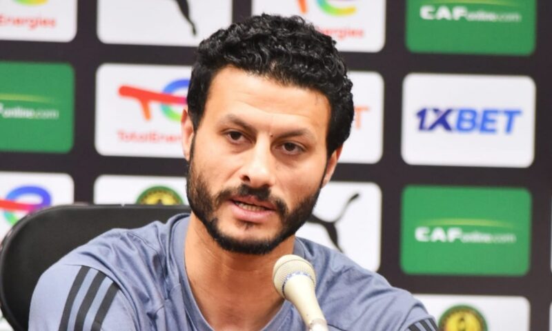 اللاعب يرحب.. كواليس جلسة الشناوي وعبدالحفيظ قبل تجديد عقده مع الأهلي