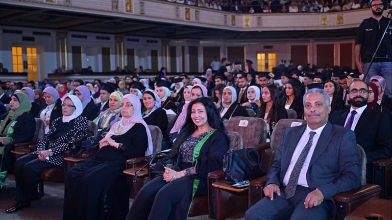 العلاج الطبيعي بجامعة القاهرة تحتفي بتخريج الدفعة الـ60 من الكلية لعام 2025