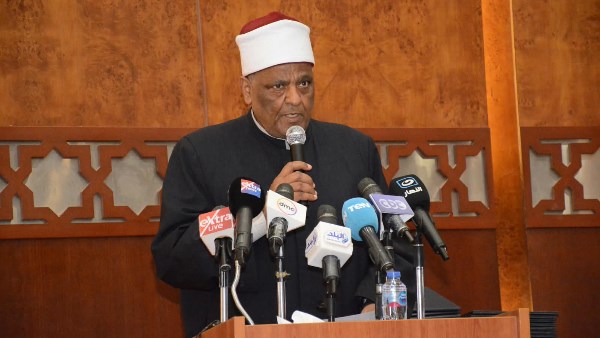 عباس شومان: ذوو الإعاقة شركاء في صناعة المجتمع.. وقادرون على الإسهام في مختلف مجالات الحياة
