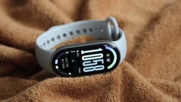 شاومي تطلق سوار Smart Band 11 الذكي بشاشة AMOLED أكثر سطوعاً