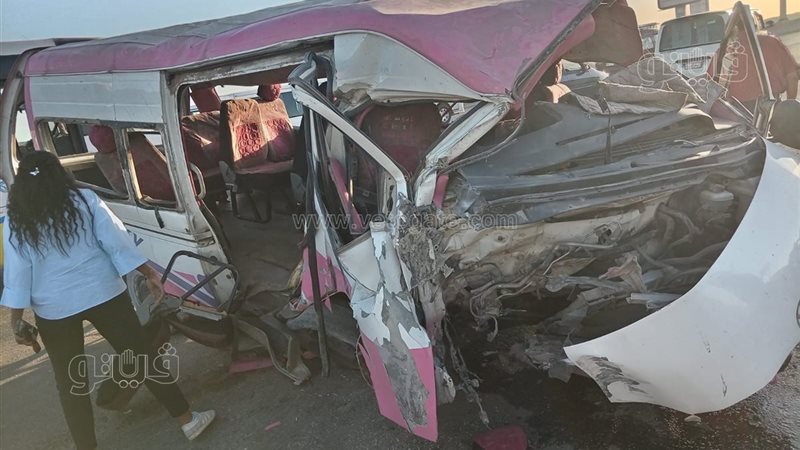 “الأتوبيس اتعجن” والطلاب في المستشفيات.. الصور الأولى من حادث طريق السويس