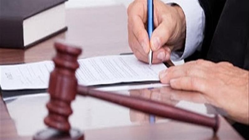 “منعتني من دخول الشقة”، مخرج يحرر بلاغا ضد زوجته: خايف تطالبني بالمنقولات