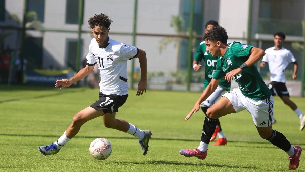 منتخب مصر 2010 يفوز على زد بنتيجة 6-4 في أولى تجاربه الودية