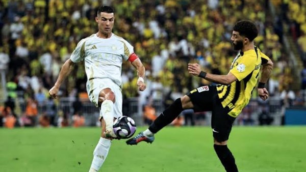 فهد الهريفي يتمسك بتوقعه.. الهلال بطل دوري روشن رغم سقوط النصر أمام الاتحاد
