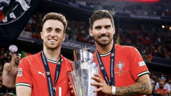 هتافات جوتا تشعل غضب روبن نيفيز.. وواقعة مباراة الهلال والتعاون تتصدر الإعلام البرتغالي