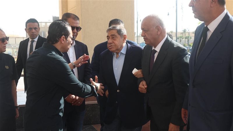 من عزل النائب العام إلى تشييع الجثمان، حكاية عبد المجيد محمود والزند في مواجهة الإخوان