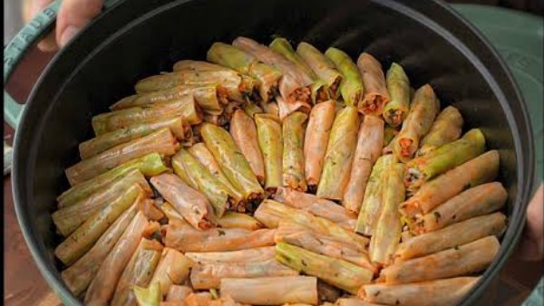 المحشي بيفك في الحلة؟.. السر في رص ورق العنب والكرنب