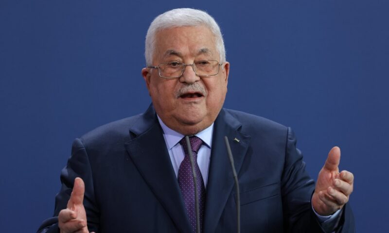 الرئيس الفلسطيني يصل مصر في زيارة رسمية تستمر يومين