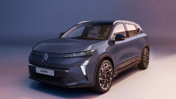 بمدى 624 كم.. رينو تقدم سينيك E-Tech الكهربائية الجديدة