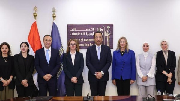 تدريب مليون مواطن سنويا لمدة 3 أعوام على مفاهيم الذكاء الاصطناعي وتعزيز الاستخدام الآمن