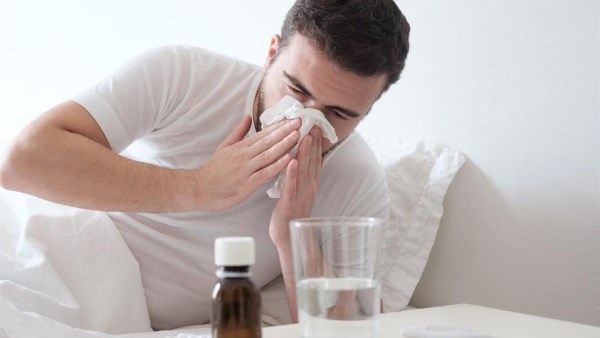 زيت طبيعي غير متوقع يعالج نزلات البرد والأنفلونزا