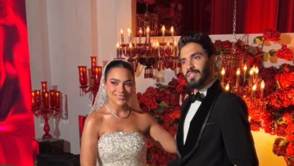فستان أسطورى.. صور زوجة ابن سعد الصغير فى حفل زفافها