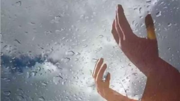 ما حكم التوسل بالنبي وآل بيته؟.. أمين الفتوى يجيب