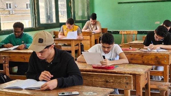خلال أسبوع.. أخبار سارة لـ 43 ألف معلم بعد توجيهات الحكومة