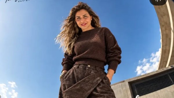 بأناقتها .. منة فضالي تخطف الأنظار عبر إنسجرام وتتألق بإطلالة باللون البني | شاهد