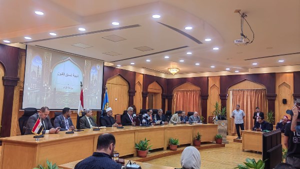 رئيس جامعة الأزهر: لا زيادة في المصروفات الجامعية هذا العام لتخفيف العبء على الأسرة المصرية
