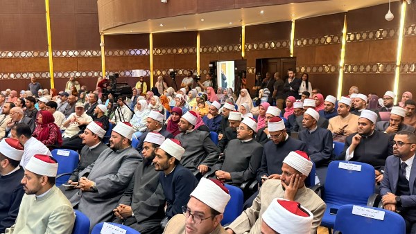 أمين البحوث الإسلامية: لغة الإشارة لا تقل أهمية عن باقي اللغات.. فيديو وصور