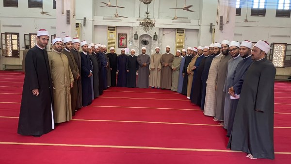 الأوقاف تُسيّر قافلة دعوية موسعة إلى مساجد إدارات شرق مدينة نصر والمرج والبركة