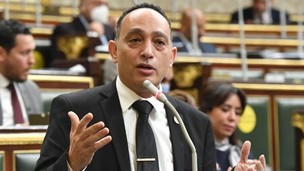 بعد فاجعة جنوب سيناء.. برلماني يطالب بتحقيق شامل في الطريق والأتوبيس