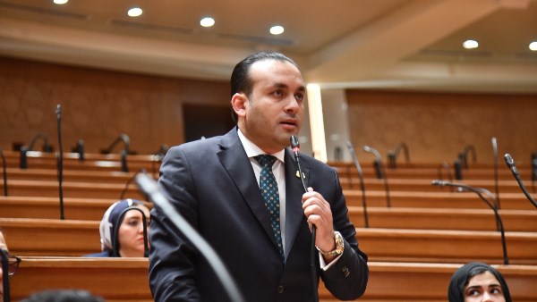 برلماني: حماية أطفالنا في العالم الرقمي مسؤولية وطنية