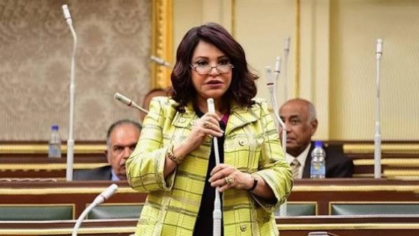 «التصدير من المنزل».. مقترح برلماني لتسويق مهارات الشباب المصري عالميًا