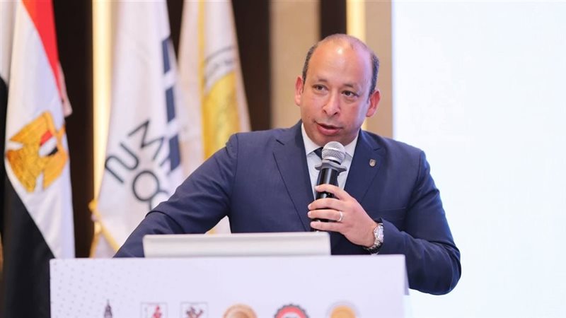 عميد قصر العيني: نعمل على إعداد كوادر متخصصة لإدارة الأزمات والكوارث