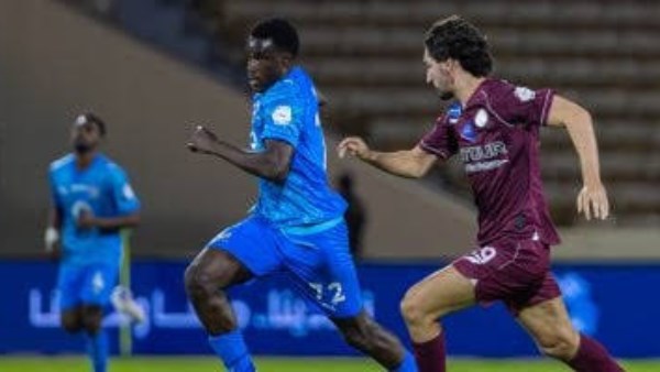 نيوم يضرب الخليج بثلاثية نظيفة في الدوري السعودي