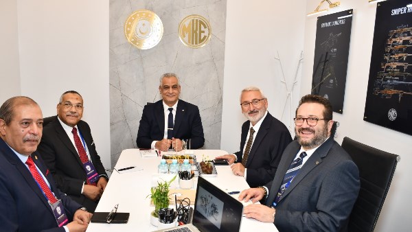 وزير الإنتاج الحربي يشارك في افتتاح درع البلقان 2026 بحضور رئيس البوسنة والهرسك