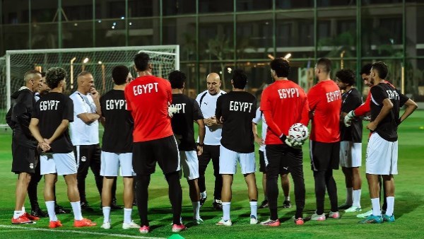 ناقد: يجب منح حسام حسن فرصة كاملة مع منتخب مصر الفترة المقبلة.. فيديو